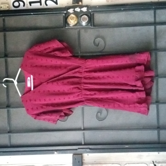 Dresses & Skirts - 💜 5/$25 red wrap babydoll dress